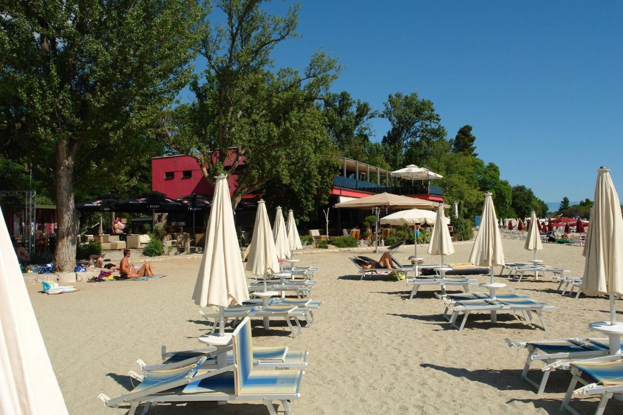 Apartments Davorka Crikvenica Exterior foto